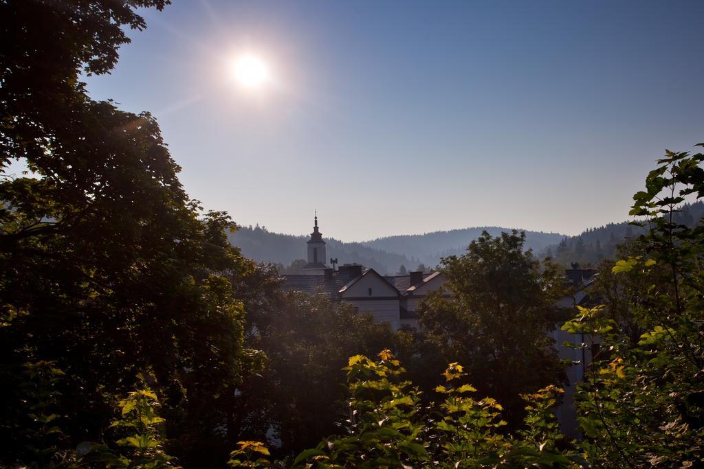 Urocza Art Pensjonat Krynica Zdroj Eksteriør bilde